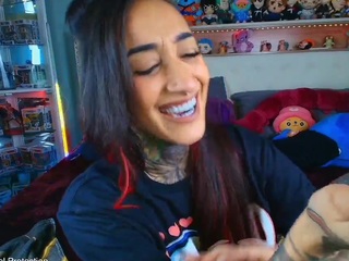 Live webcam model starryari69 on Soda Cams