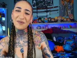 starryari69 Live Webcam on CamSoda