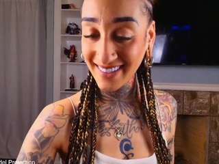 starryari69 Live Webcam on CamSoda