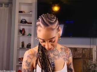 starryari69 Live Webcam on CamSoda