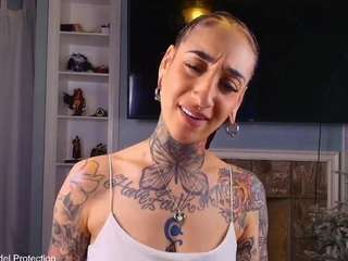 starryari69 Live Webcam on CamSoda