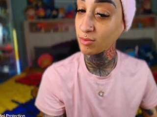 Live webcam model starryari69 on Soda Cams