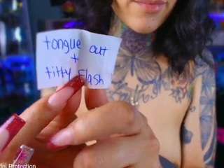 starryari69 Live Webcam on CamSoda