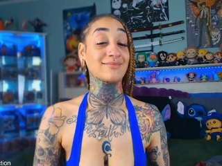 starryari69 Live Webcam on CamSoda