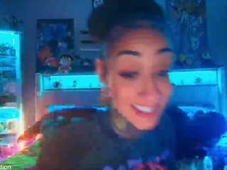 Este modelo está ao vivo agora. starryari69