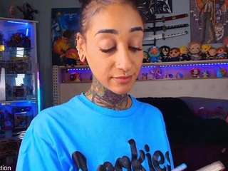 Big Shirt [847 tokens remaining]