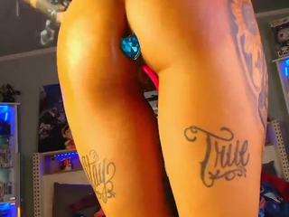 starryari69 webcam model