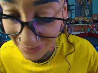 Bootyplug Twerk + Oil [716 tokens remaining]