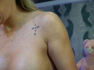 anneswhite webcam model