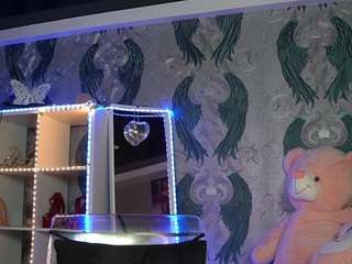 anneswhite live cam profile