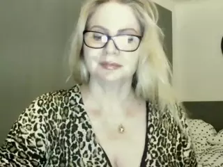 PenelopeAmazing's Live Sex Cam Show