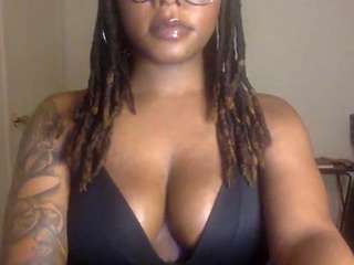 warmhoney888 webcam