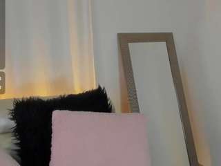 aprillhiston Live Webcam on CamSoda