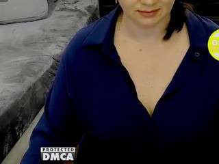 holdmeall live cam preview