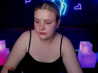 BetsyBoom's Live Sex Cam Show