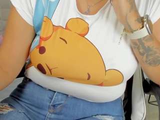 antonella-lovee camsoda