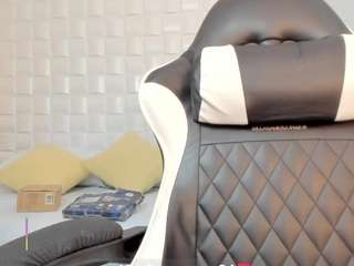 antonella-lovee live cam profile