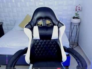 Anny Rouse live cam preview