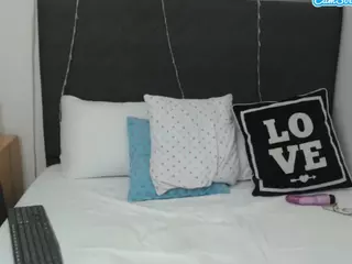 ginebra26's Live Sex Cam Show