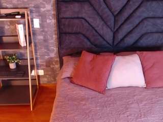 secrets-kinky webcam