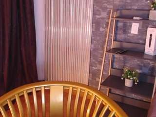 secrets-kinky Live Webcam on CamSoda