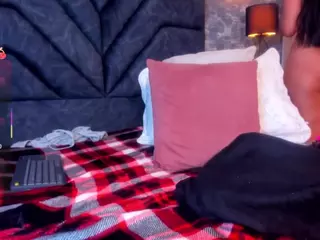Laura-Ks's Live Sex Cam Show