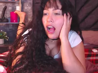 Laura-Ks's Live Sex Cam Show