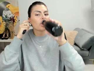 kilenyapatrise Live Webcam on CamSoda