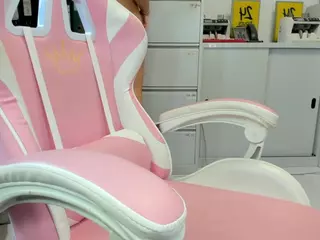 kilenyaPatrise's Live Sex Cam Show