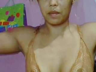 donat3lla Seniorchatroom camsoda