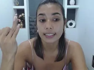 Donat3lla..'s Live Sex Cam Show