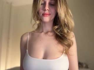 starmilkyway Live Webcam on CamSoda