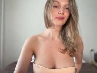 starmilkyway live webcam show