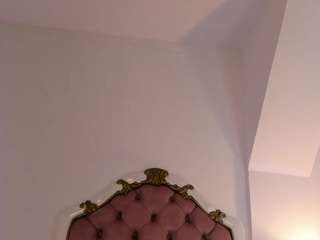 nicole-miler Live Webcam on CamSoda