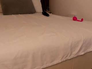 nicole-miler live cam preview