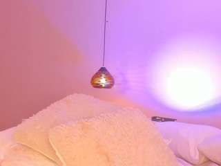 emily-haan Live Webcam on CamSoda