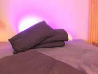 emily-haan Live Webcam on CamSoda