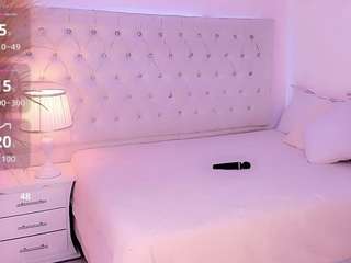 michellesimons webcam model