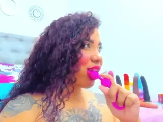 SEXY-BIGASS's Live Sex Cam Show
