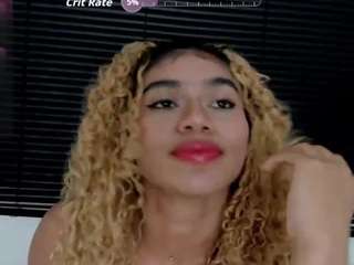 le modèle rennata-s est en webcam porno dans un show sur le site camsoda, il possède les tags suivants: ahegao,feet,twerk,toys,thong,tease,strip,spank,pussy,no smoking,no drinking,lush,lovense,lingerie,latina,ass,fingers,facial piercings,ebony,asshole