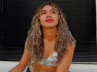 Rennata-S's Live Sex Cam Show