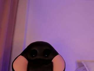 Hot_Camille