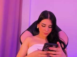 Hot_Camille