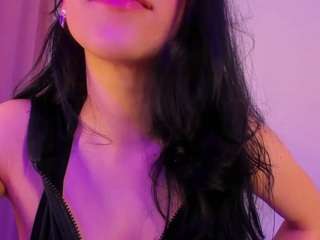 Hot_Camille