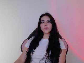 Live webcam model rousy-rhoades on Soda Cams