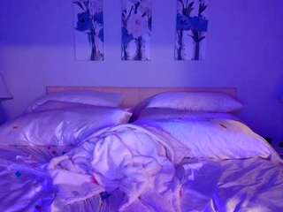 le modèle joneskali98 est en webcam porno dans un show sur le site camsoda, il possède les tags suivants: amateur,average,brown eyes,fingering,flash,huge tits,lush,moaning,no drinking,no smoking,tattoos,tittyfuck,blonde hair,hd