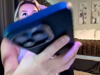 joneskali98's Live Sex Cam Show