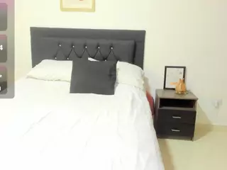 jade-obi's Live Sex Cam Show