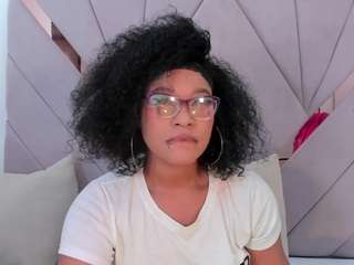 violet-contre Live Webcam on CamSoda