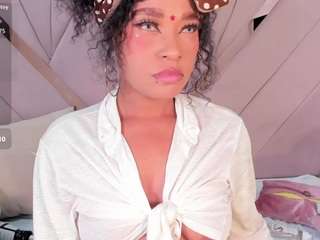 violet-contre webcam